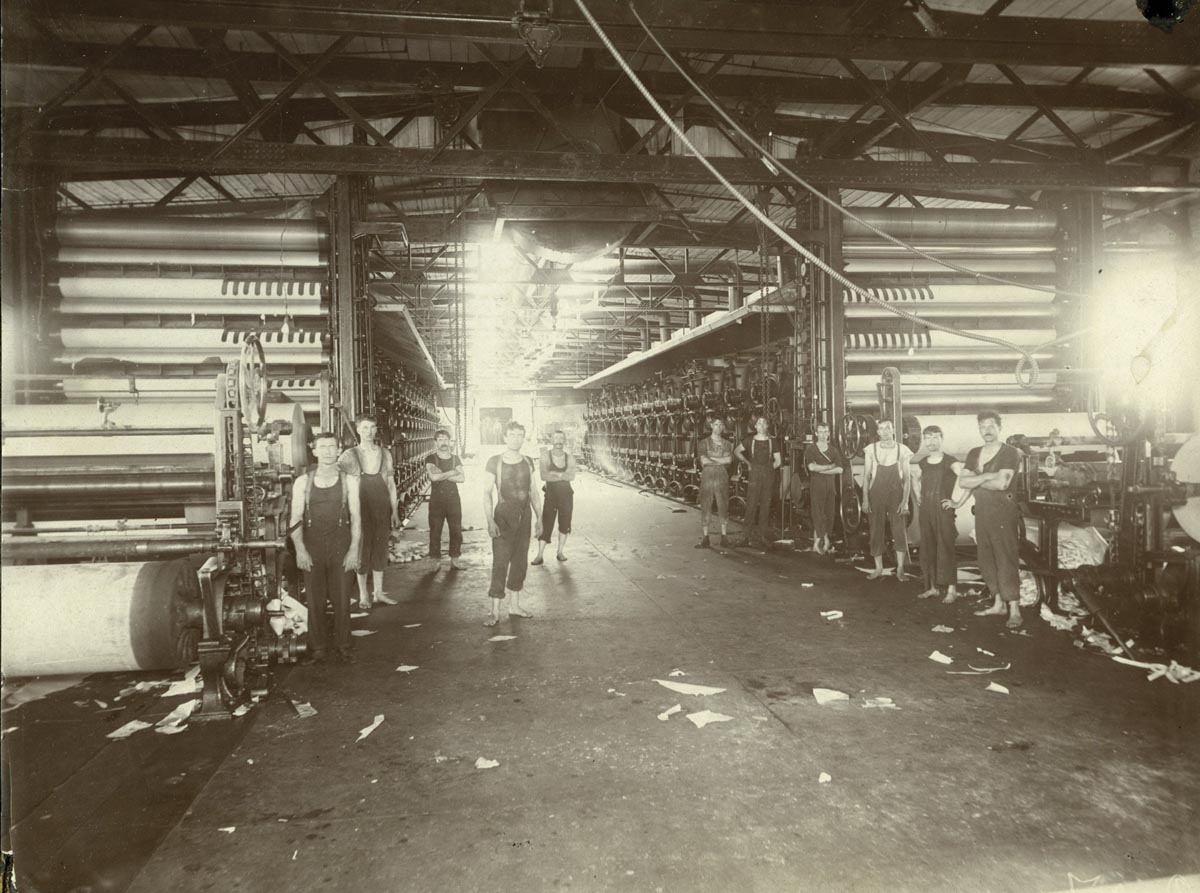 Mill workers in Madison, Maine, in an undated image, likely from before 1910
